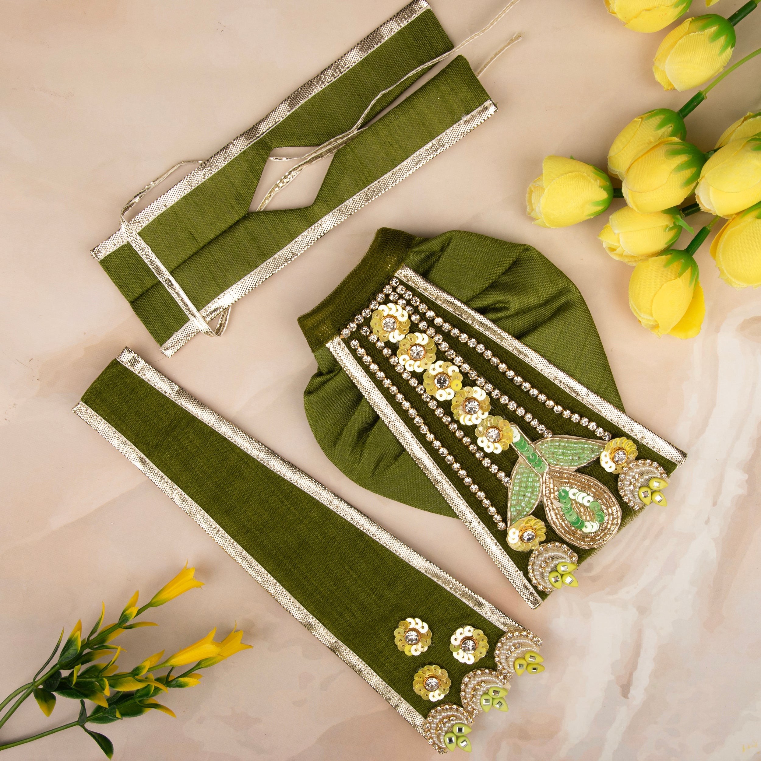 RK Set: Handmade Designer Laddu Gopal Dress & Poshak for Janmashtami - 6 Piece Set Featuring Laxmi Ji & Ganesh Ji - Perfect for Bal Gopal & Krishna Ji
