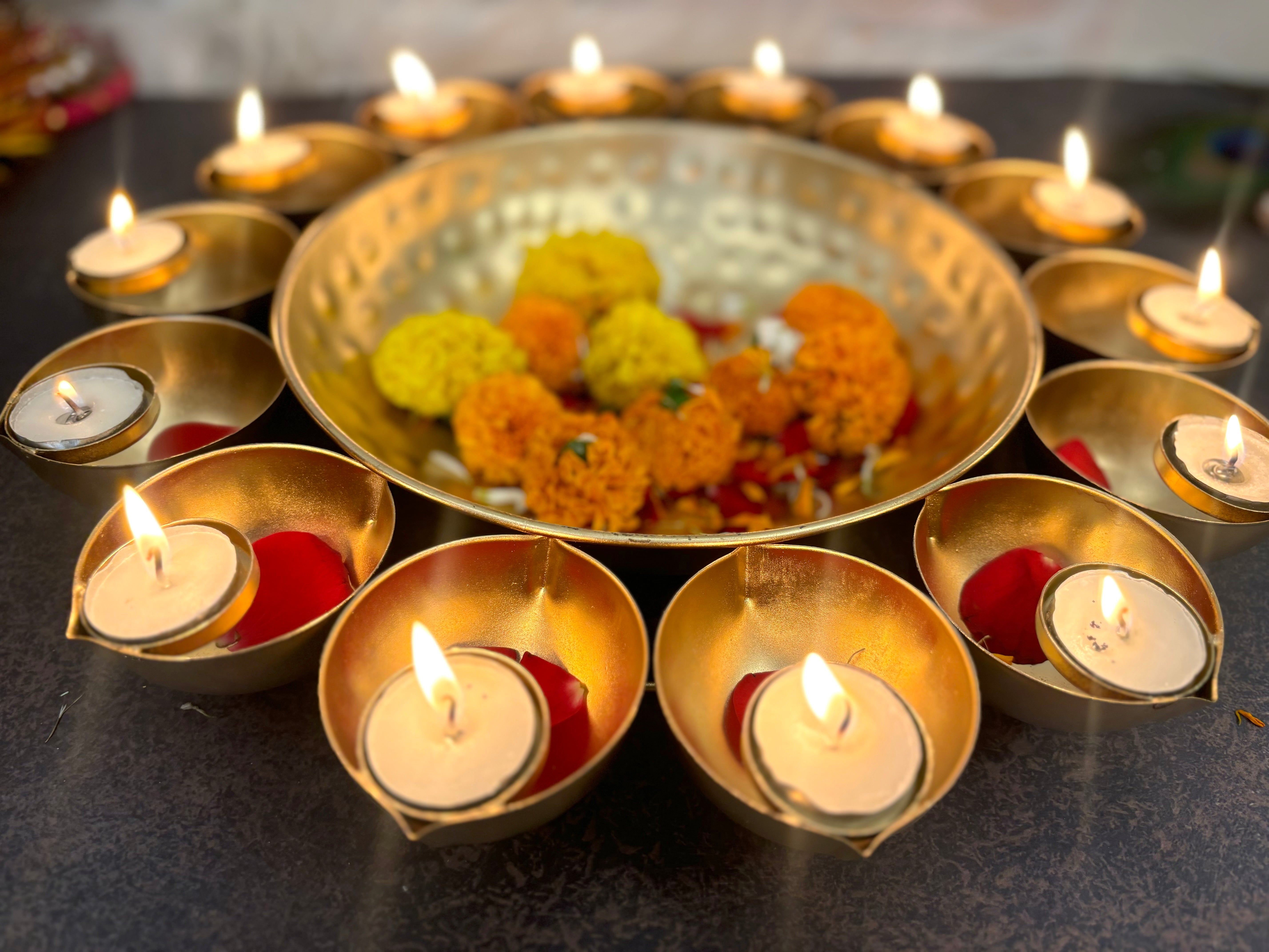 Handmade Decorative Urli Bowl with 14 Tealight Holders - Perfect for Janmashtami, Featuring Laddu Gopal Dress, Kanha Ji Poshak, and Bal Gopal Dress