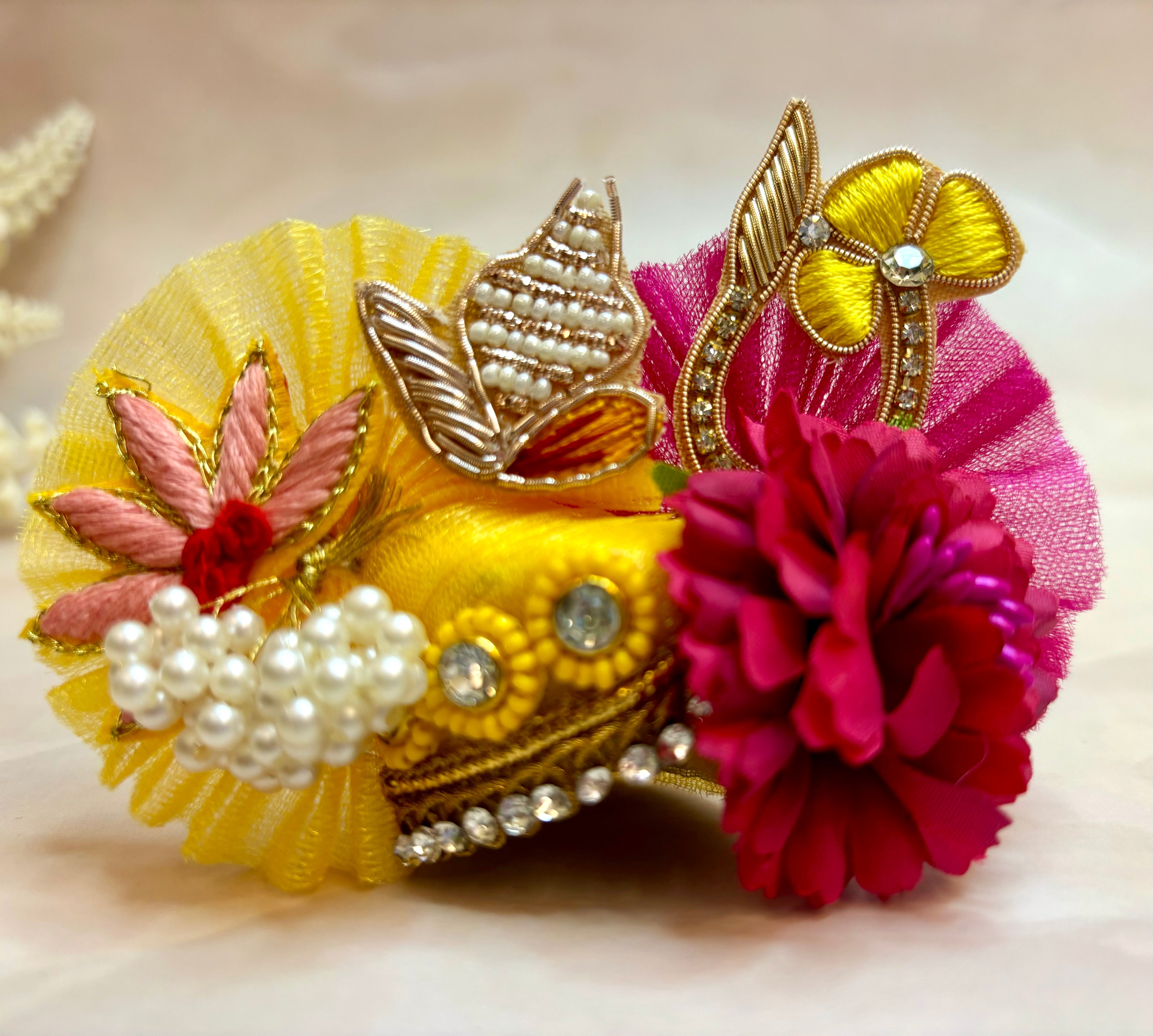 Luxe Hand-Embroidered Laddu Gopal Dress Set - Yellow & Pink Designer Poshak for Kanha Ji, Bal Gopal & Krishna Ji - Perfect for Janmashtami Celebrations