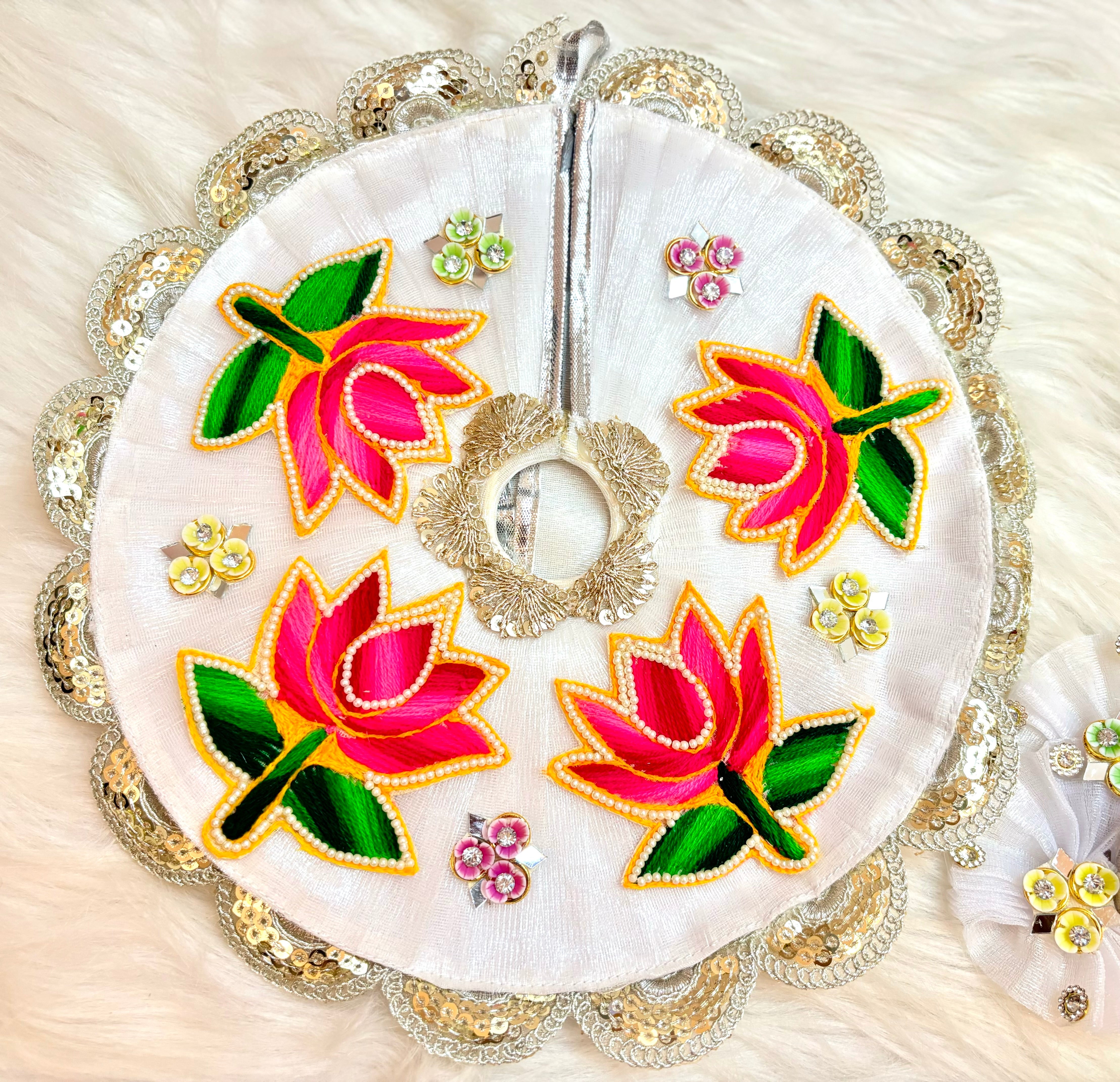 Handmade White & Pink Designer Laddu Gopal Dress | Fancy Kanha Ji Poshak for Janmashtami | Bal Gopal & Krishna Ji Dress