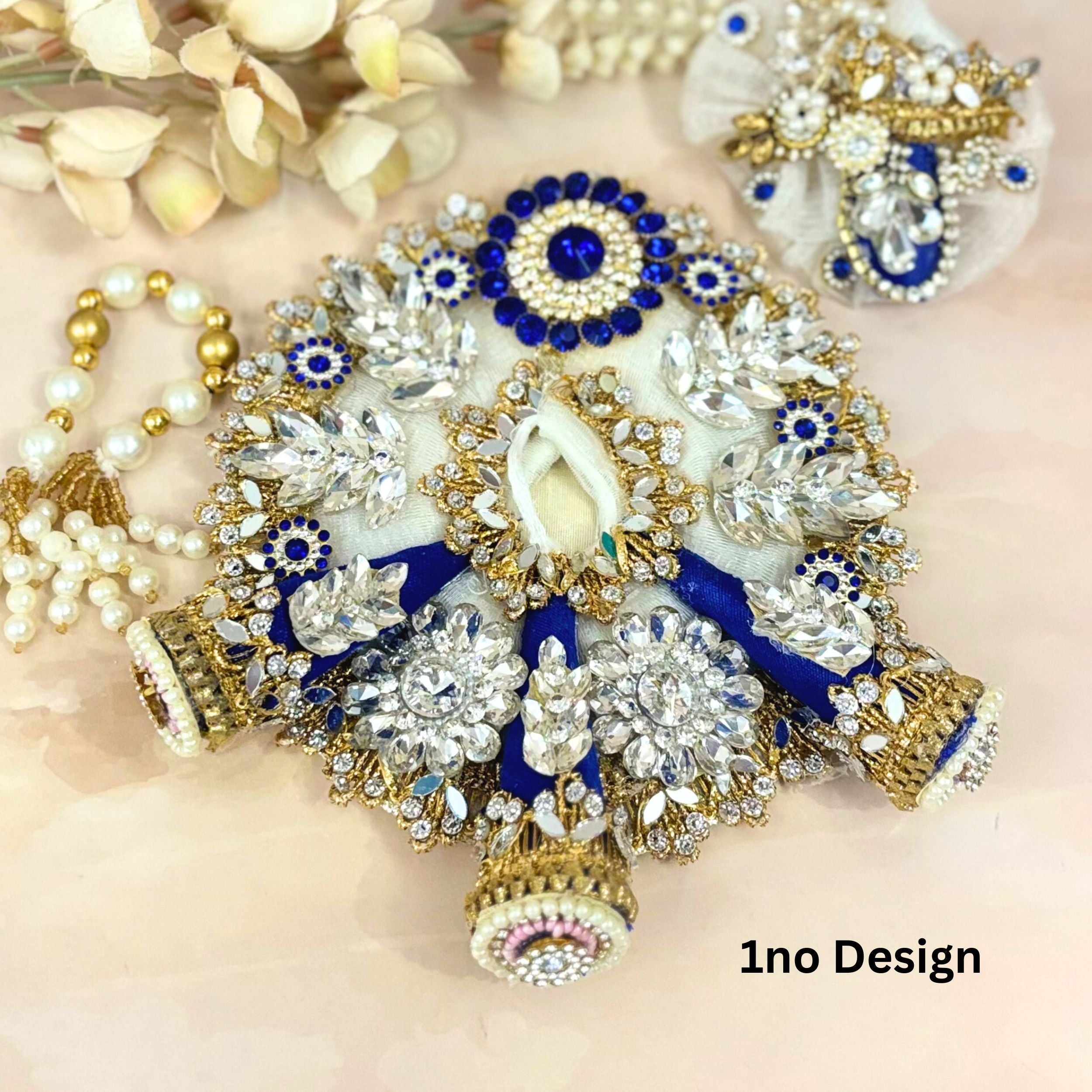 Handmade Shvetārāvinda Laddu Gopal Dress - Designer Kanha Ji Poshak, Fancy Bal Gopal Outfit for Janmashtami Celebrations