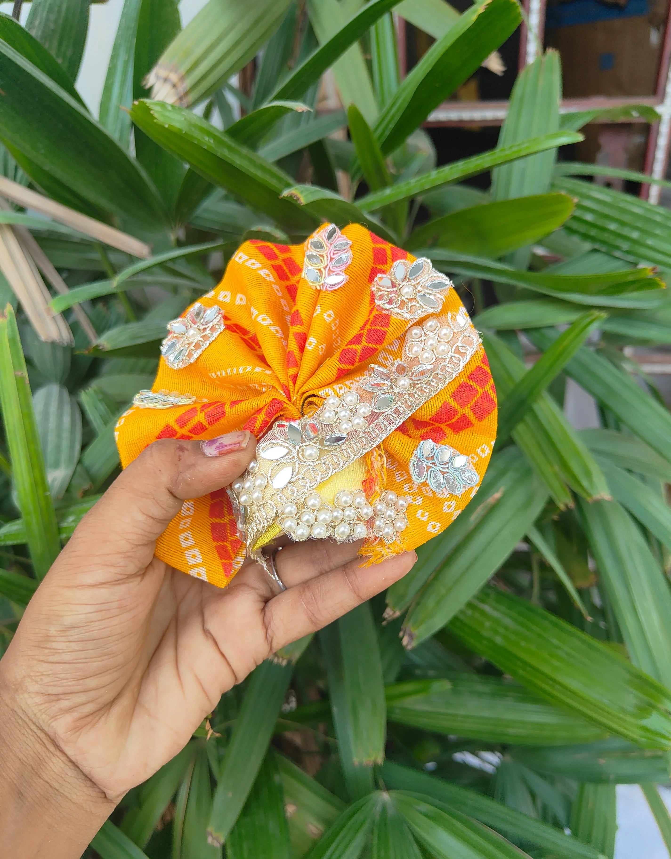 Handmade Heavy Yellow Bhandej Dress with Pagdi for Laddu Gopal Ji – Designer Kanha Ji Poshak, Perfect for Janmashtami Celebrations