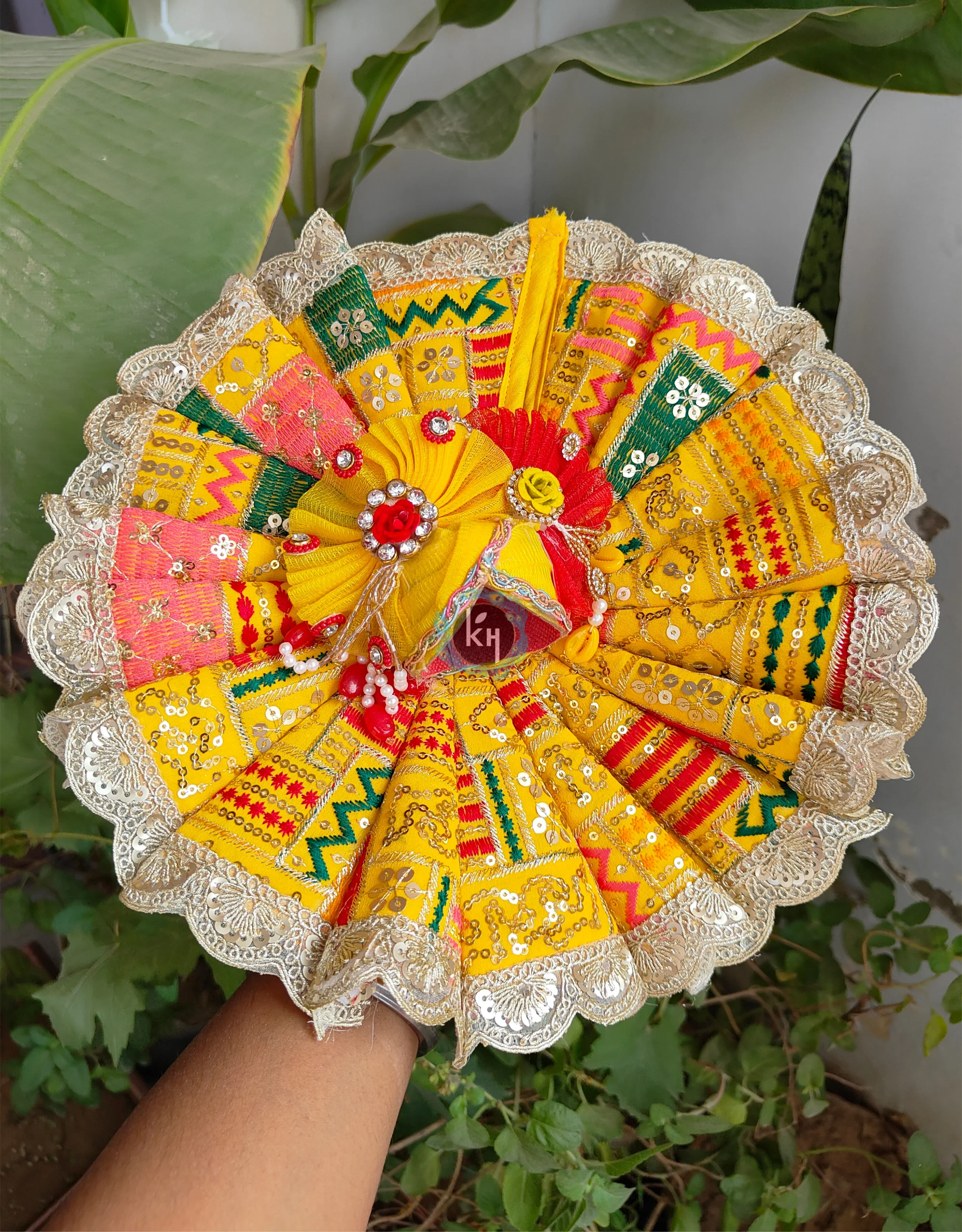 Handmade Sequin Poshak for Laddu Gopal Ji - Designer Fancy Dress with Pagdi & Choli for Janmashtami, Perfect Kanha Ji & Bal Gopal Dress