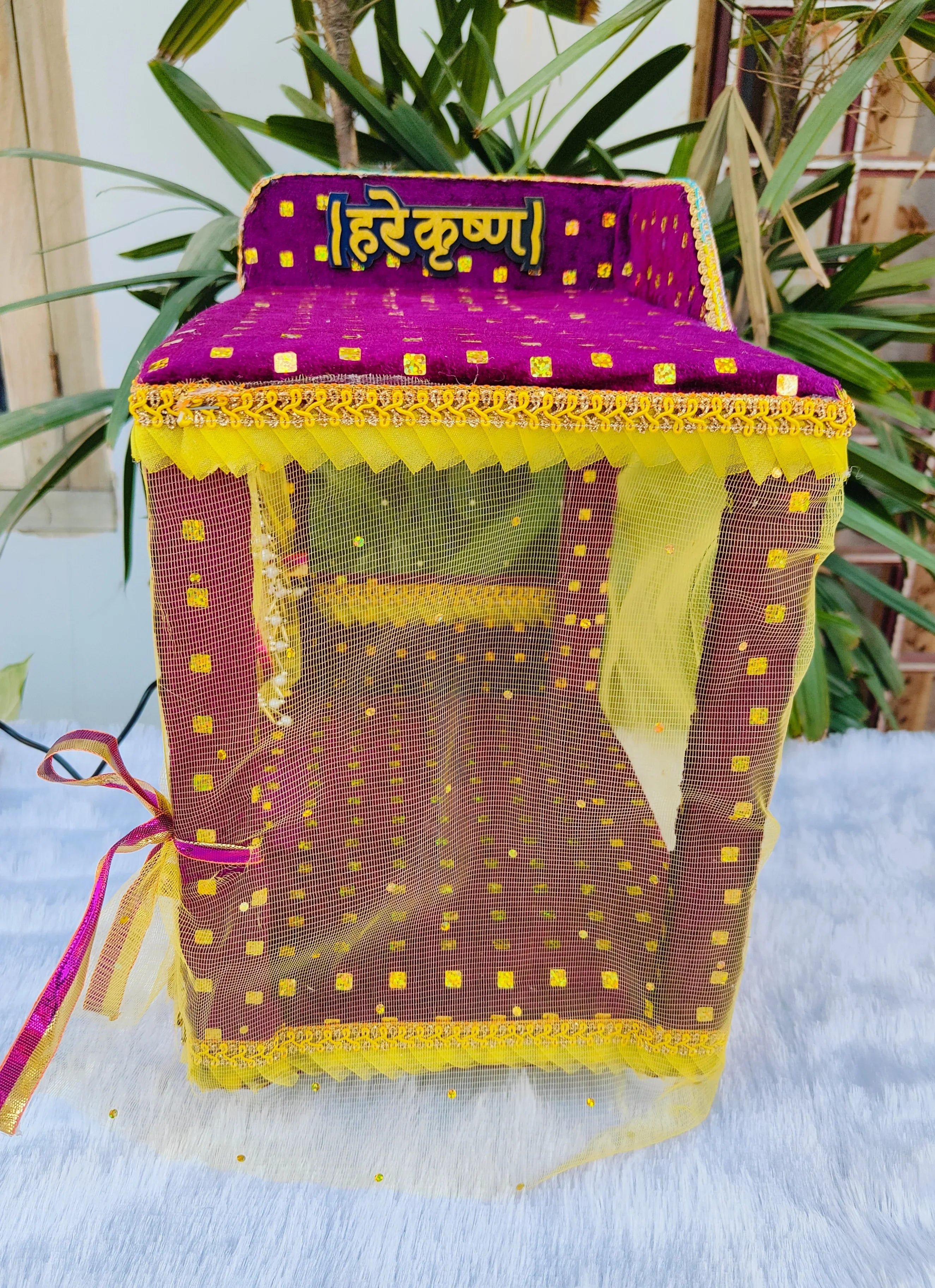 light and fan wooden bed cum singhasan for laddu gopal ji - 0 to 8 No. (random color)