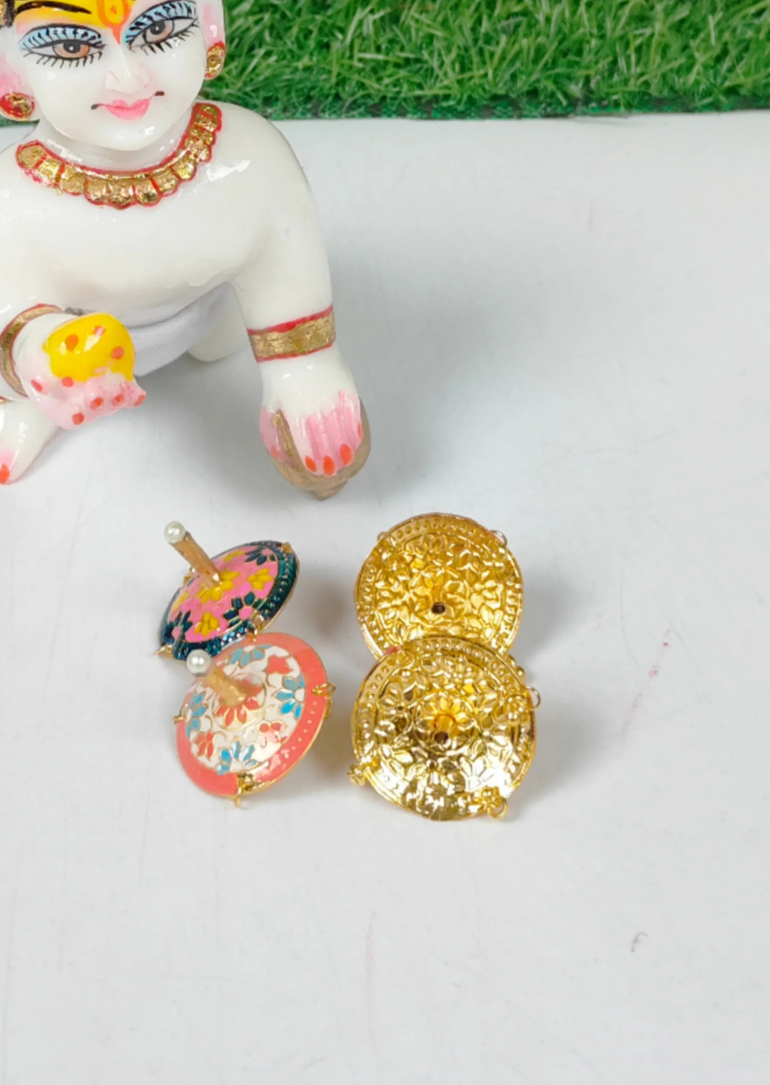 Laddu gopal ji toy chakari (random colour)