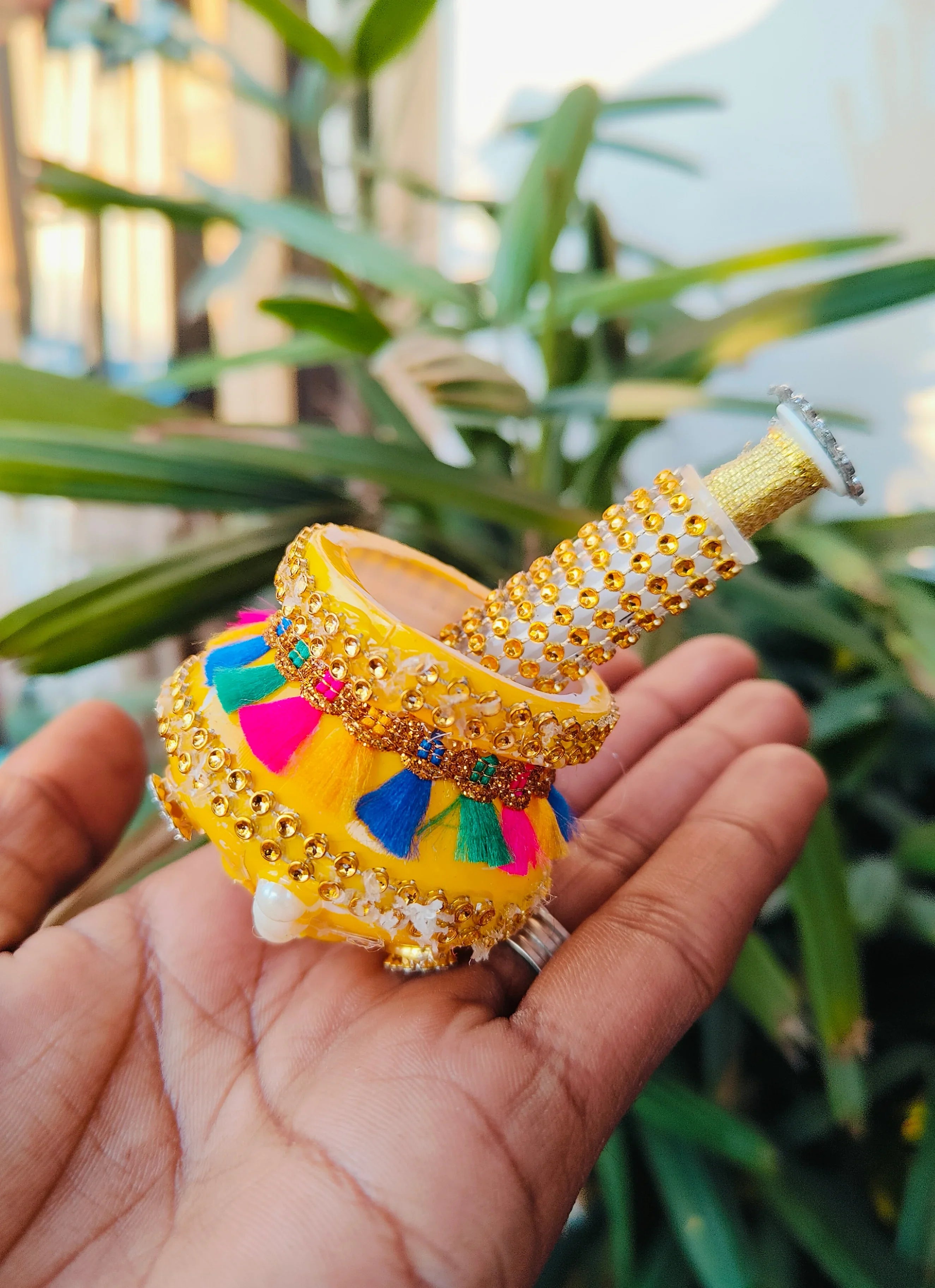 handi pichkari for laddu gopal ji (random color)
