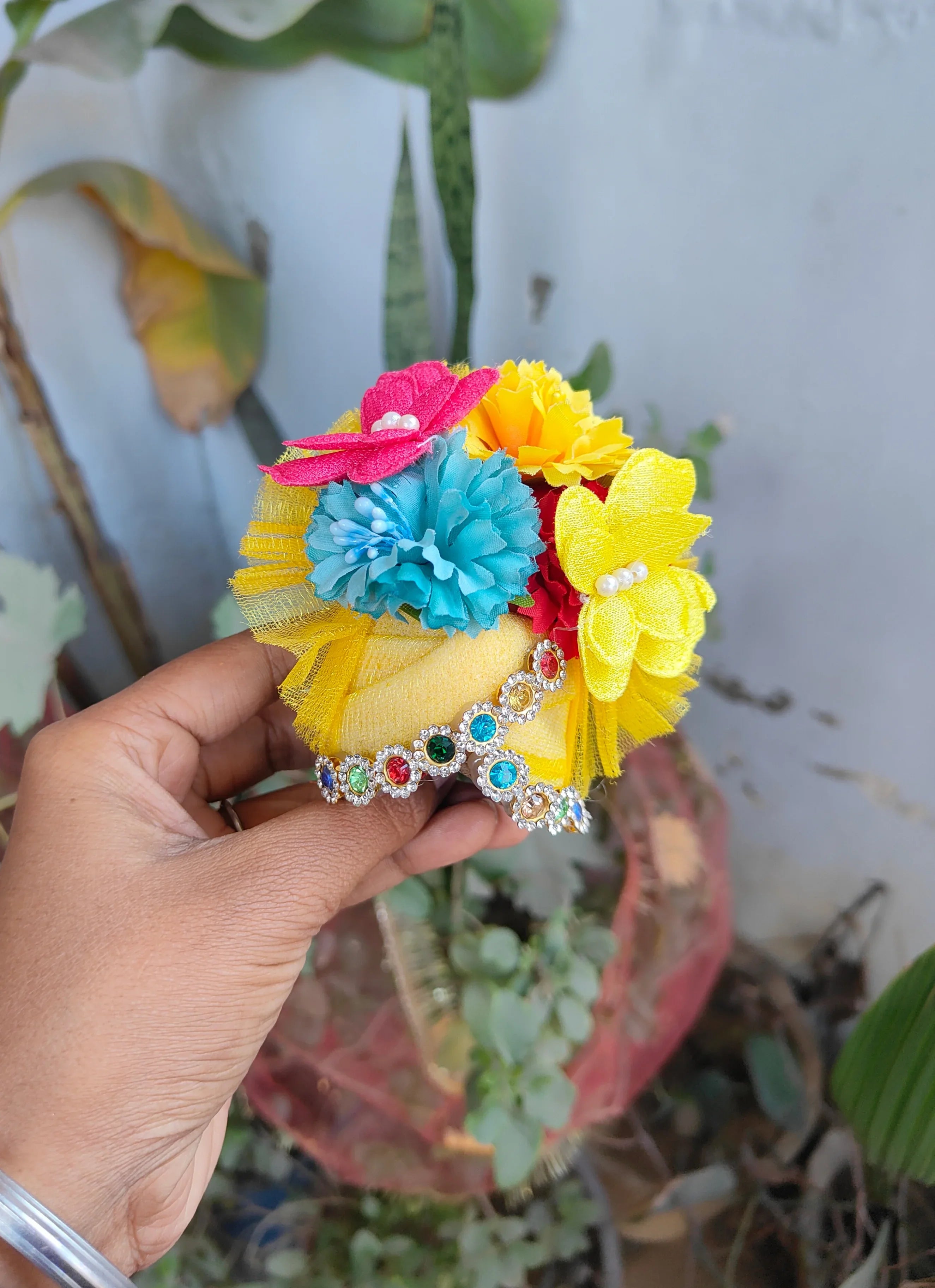 Handmade Holi Special Multicolor Floral Laddu Gopal Dress with Pagdi & Choli | Designer Kanha Ji Poshak for Janmashtami Celebrations