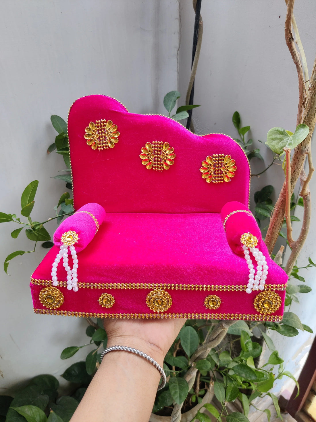 Velvet maharaja singhasan for laddu gopal ji