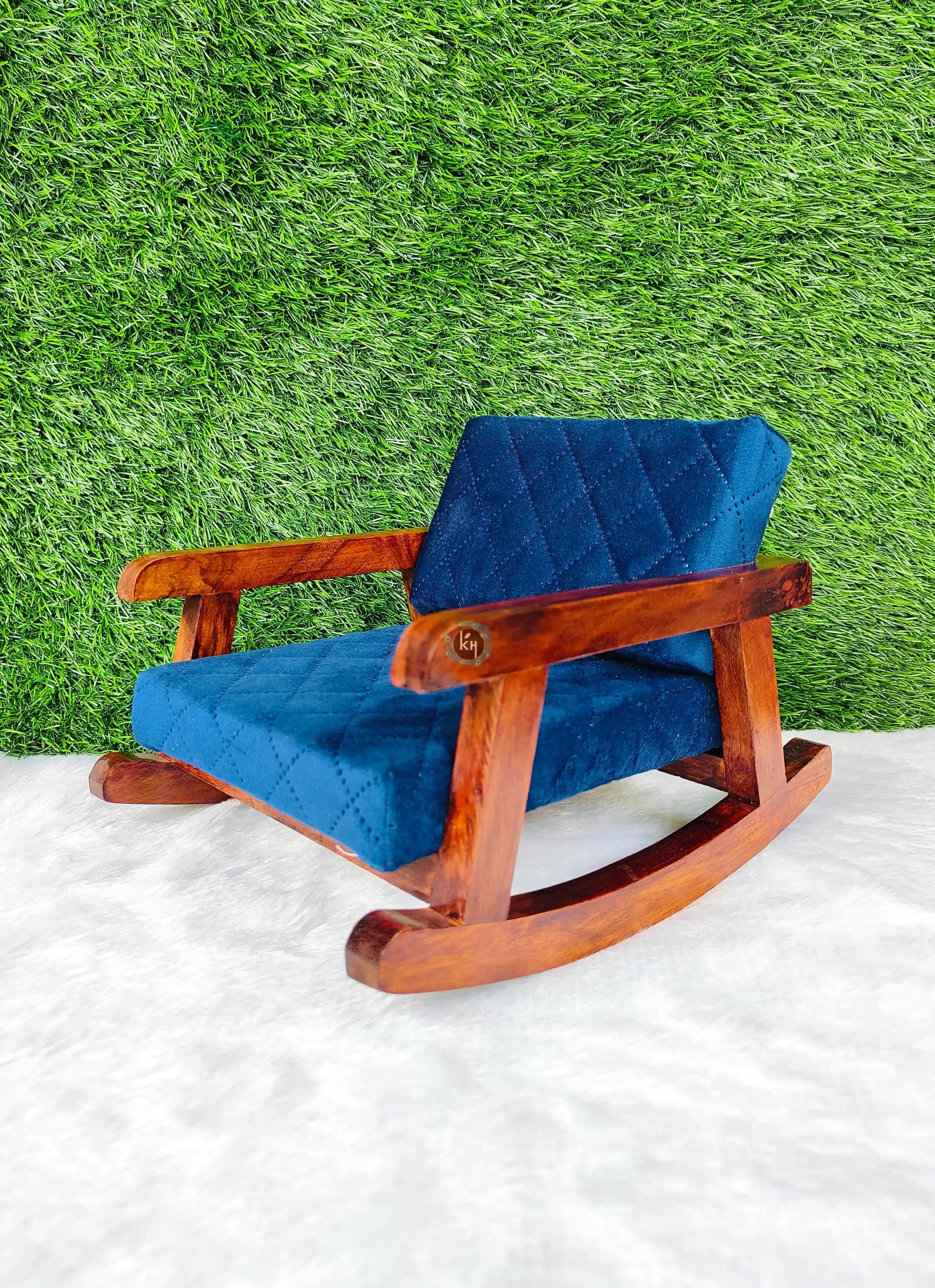 Rocking chair cam singhasan in sheesham wood for laddu gopal ji
