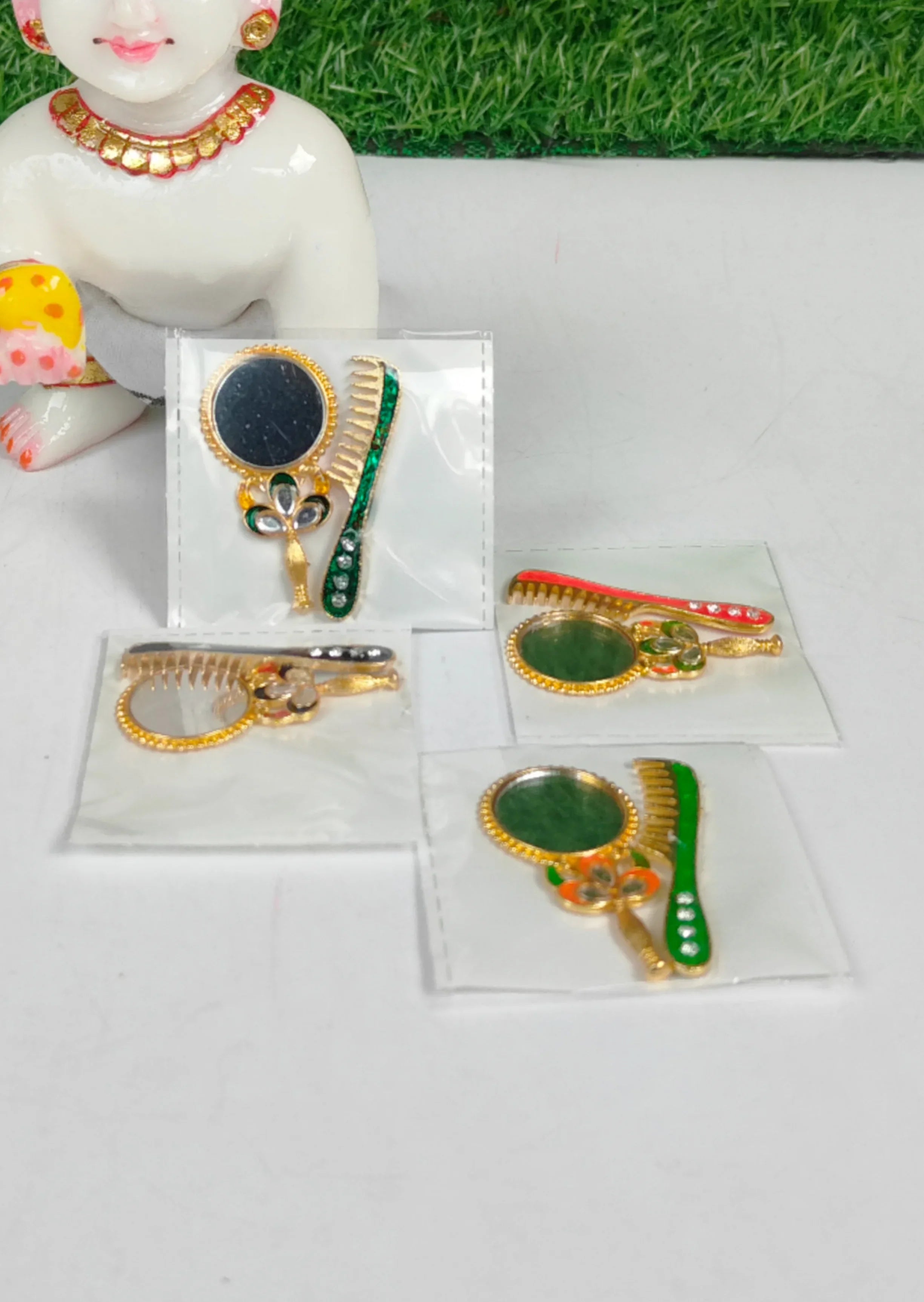 Mirror comb set for laddu gopal ji (random colour)